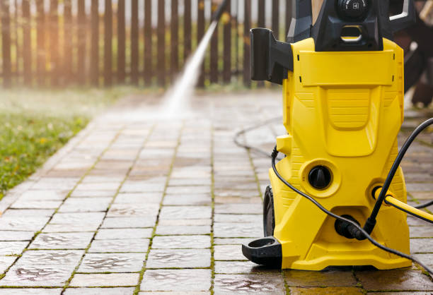 Best Pool Deck Cleaning  in Lincoln Park, MI